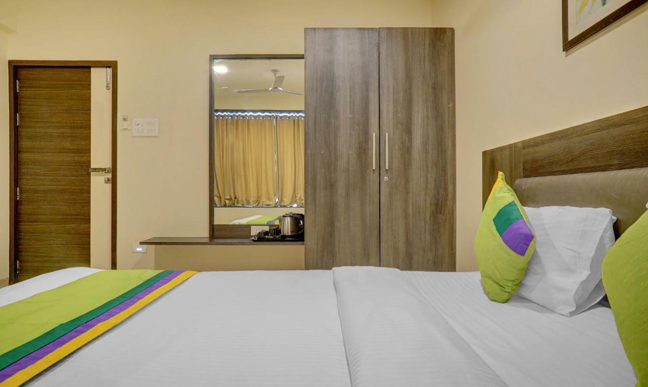 Treebo Bhagyashree Executive Mundhva Exterior foto
