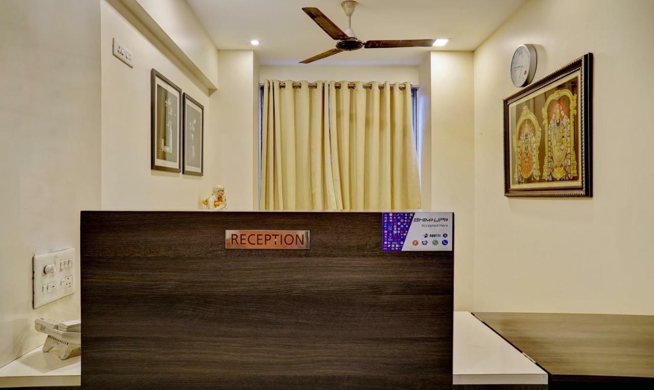 Treebo Bhagyashree Executive Mundhva Exterior foto